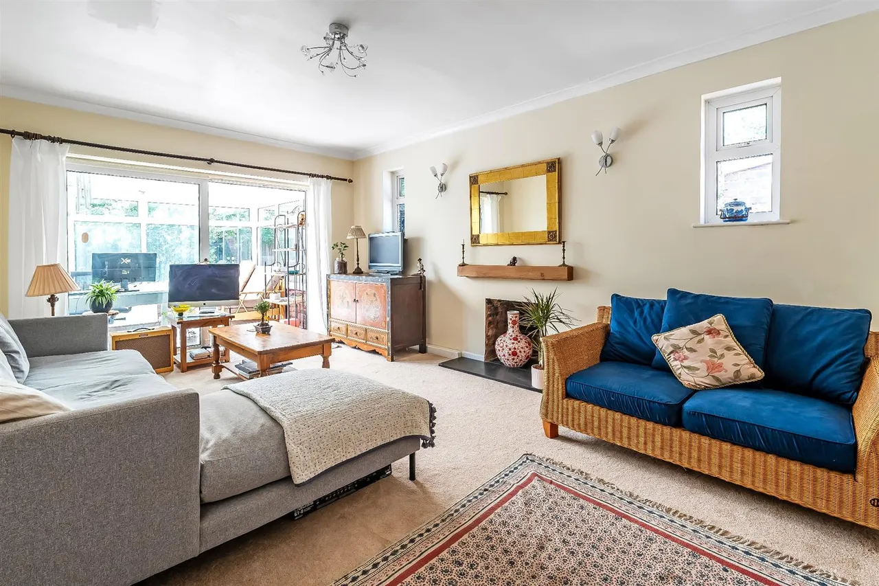 Leatherhead Road, Great Bookham, KT23, photo 4