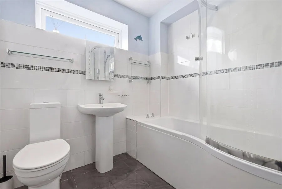 House Under Offer with 4 bedrooms in Bishop's Stortford, CM23, photo 9