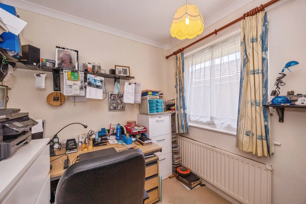 The Florins, Waterlooville, PO7, photo 17