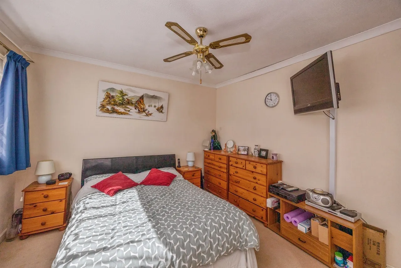 The Florins, Waterlooville, PO7, photo 14