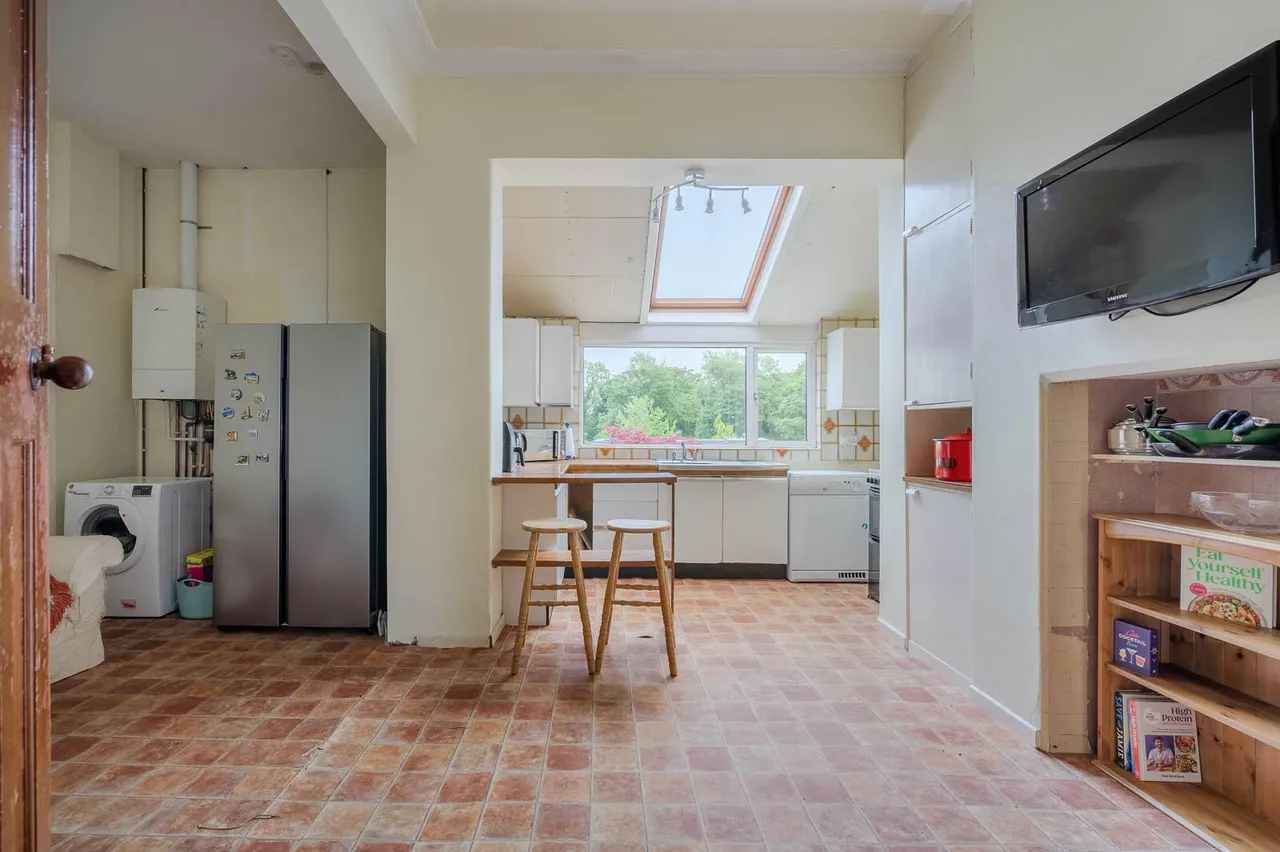 Glen Road, craigavad, BT18, photo 11