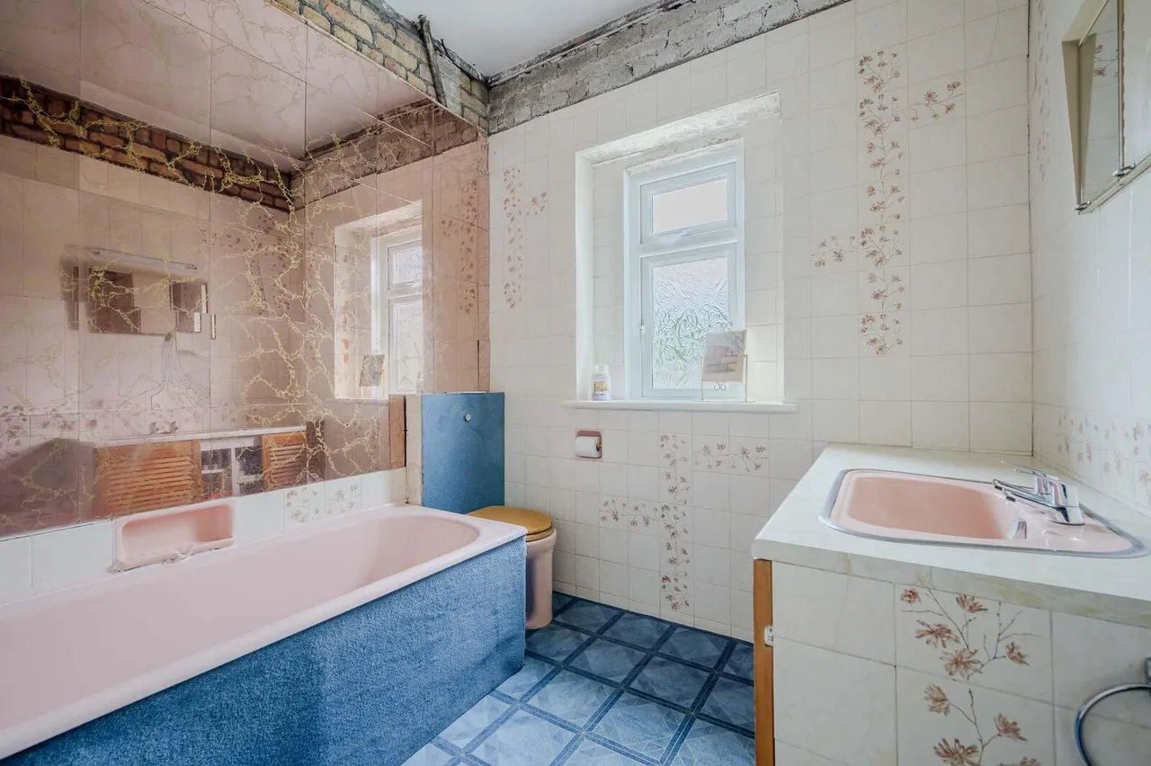 Glen Road, craigavad, BT18, photo 20