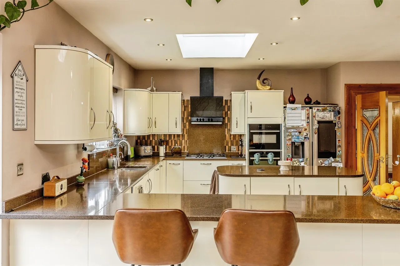 Tower Road North, Bristol, BS30, photo 4