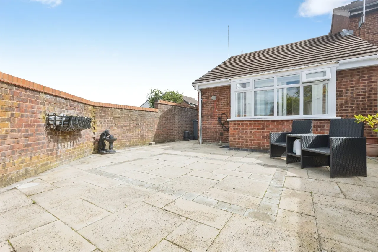 Laithwaite Close, Leicester, LE4, photo 10