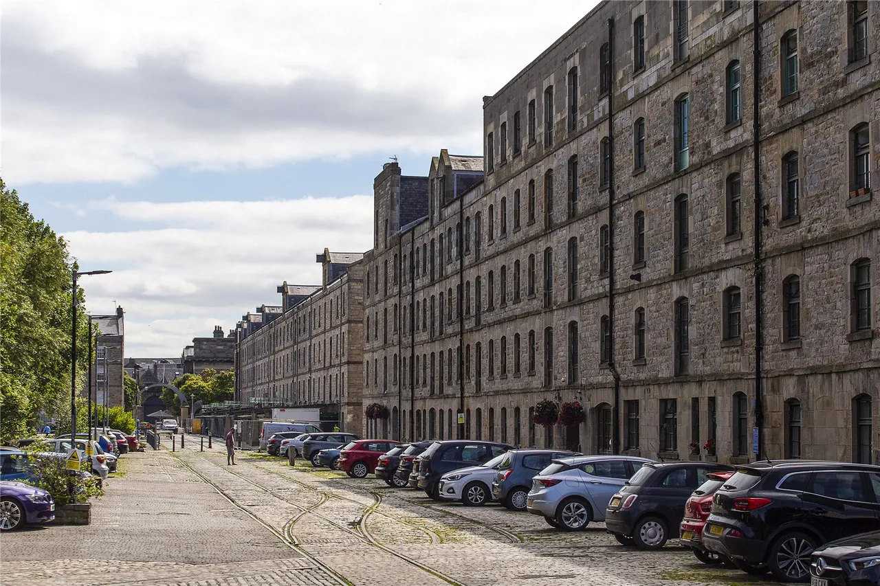 Commercial Street, Edinburgh, EH6, photo 13