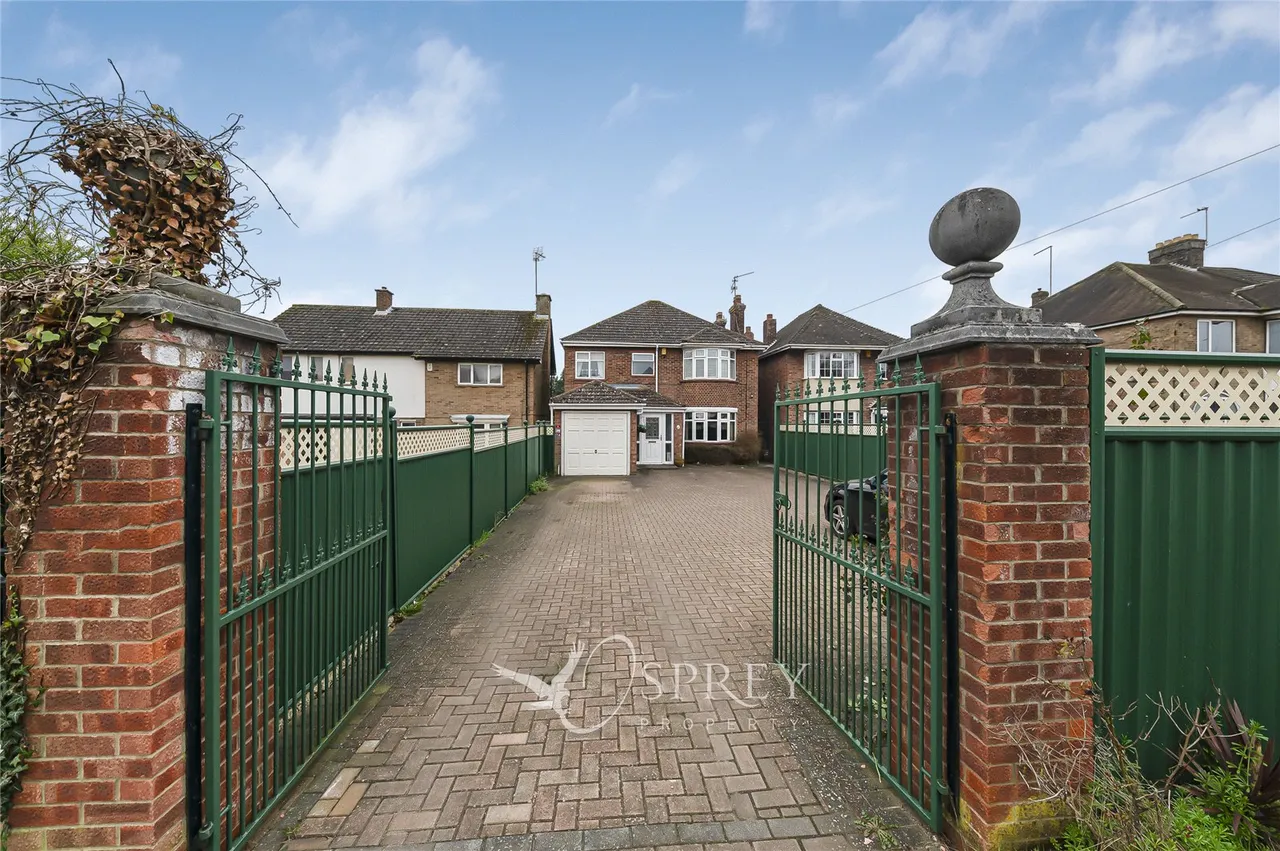4 bed house to rent, Oundle Road, Orton Longueville, PE2