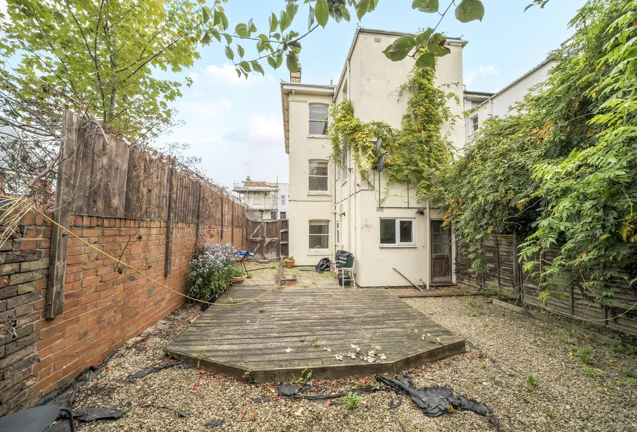 Malvern Road, Gloucestershire, Christchurch, GL50 2NT, photo 5