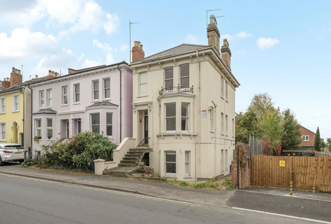 3 bed house for sale — Malvern Road, Gloucestershire, Christchurch, GL50 2NT
