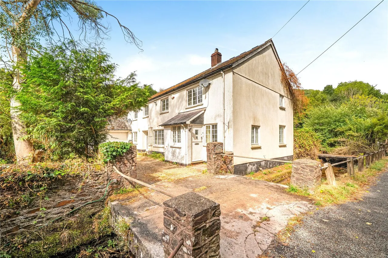 4 bed property for sale, Luxborough, Watchet, TA23