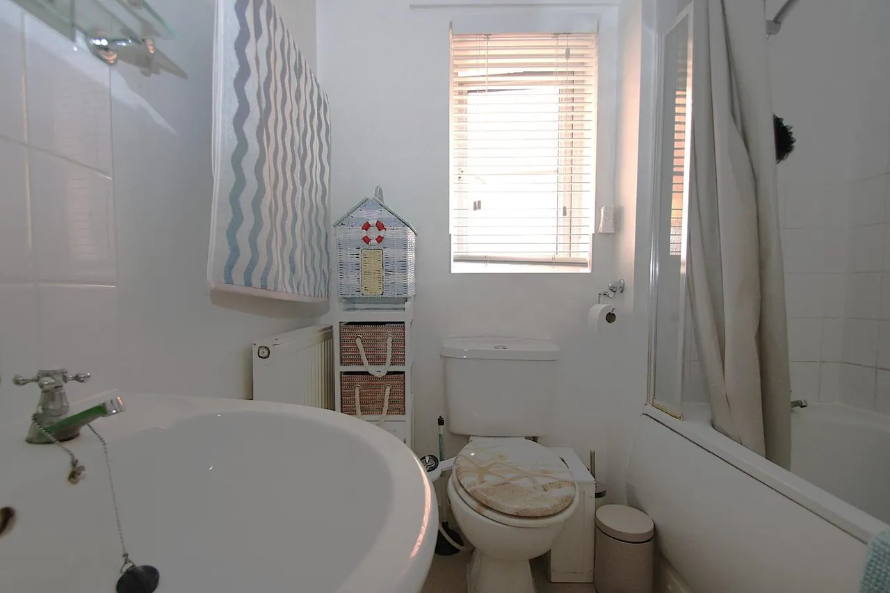 17 White Tree Close, Fair Oak, EASTLEIGH, SO50 7FE, photo 9