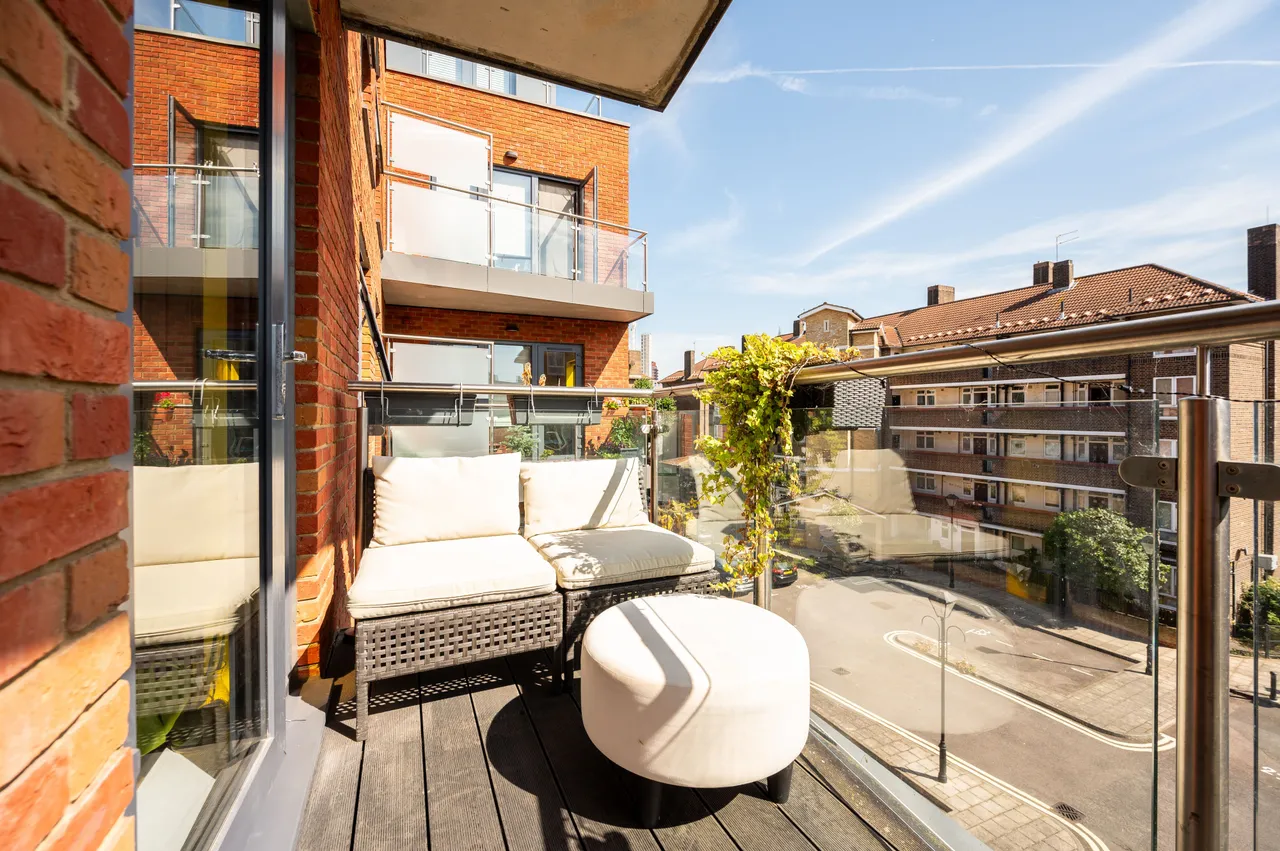 Flat 21, 5 Waleorde Road, London, photo 12