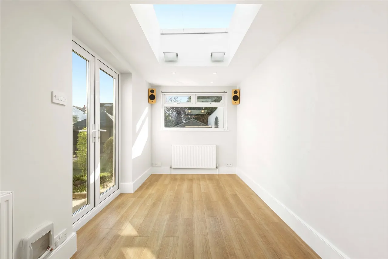 Wayside, East Sheen, SW14, photo 10