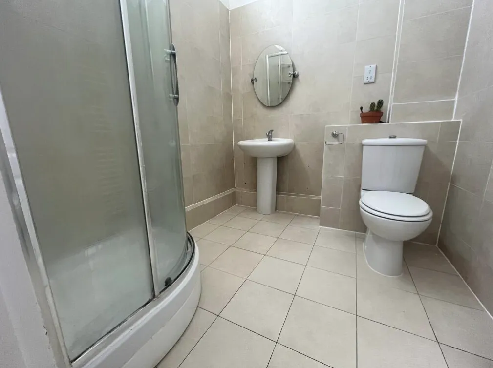 Brandhall Court, Wolverhampton Road, photo 8