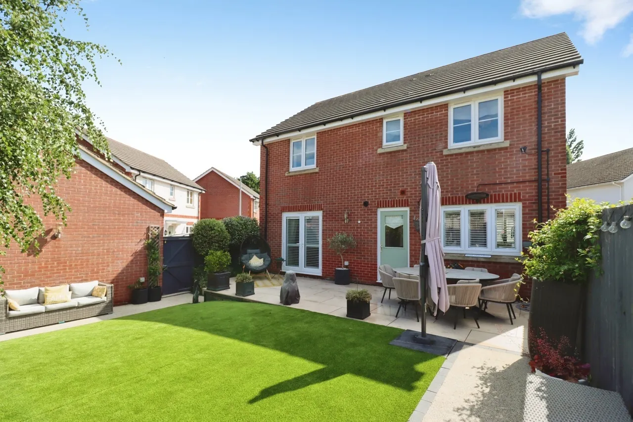 Charlotte Close, Downend, Bristol, BS16, photo 21