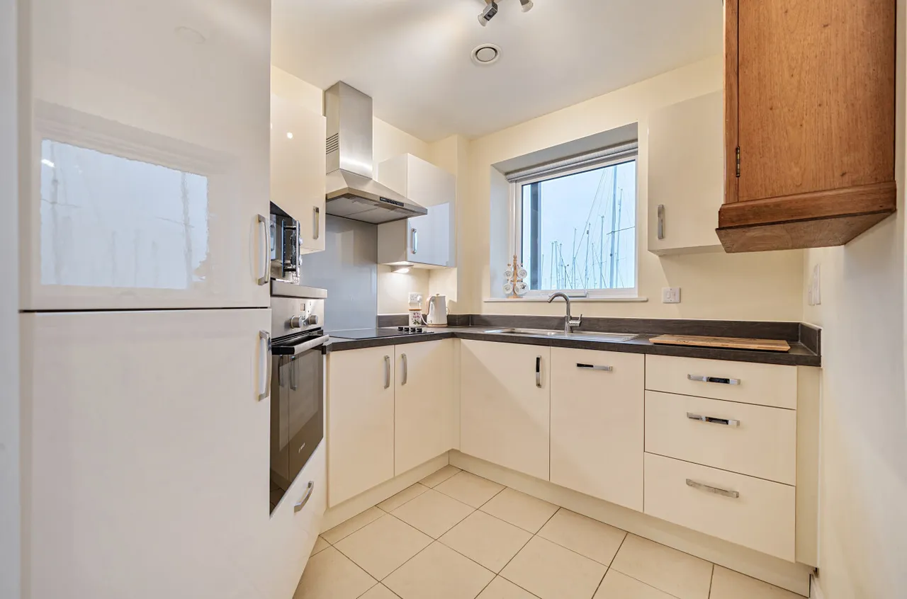 Harbour Road, Gosport, PO12, photo 5