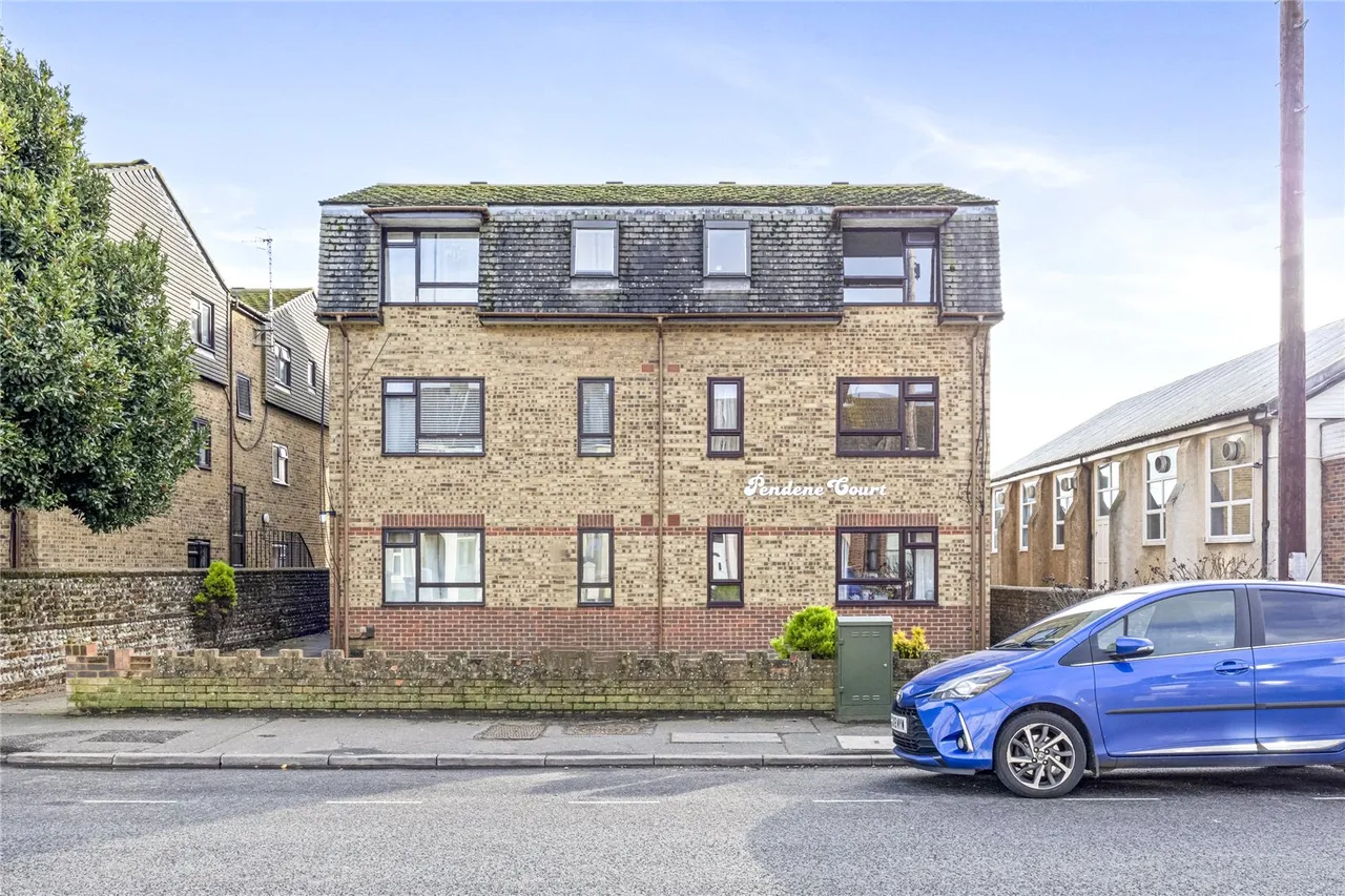 1 bed flat for sale, Penhill Road, Lancing, BN15