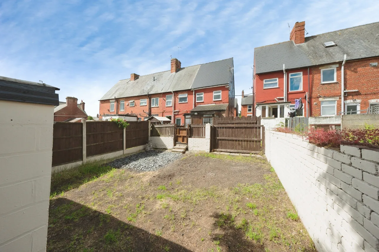 John Street, Worksop, S80, photo 14