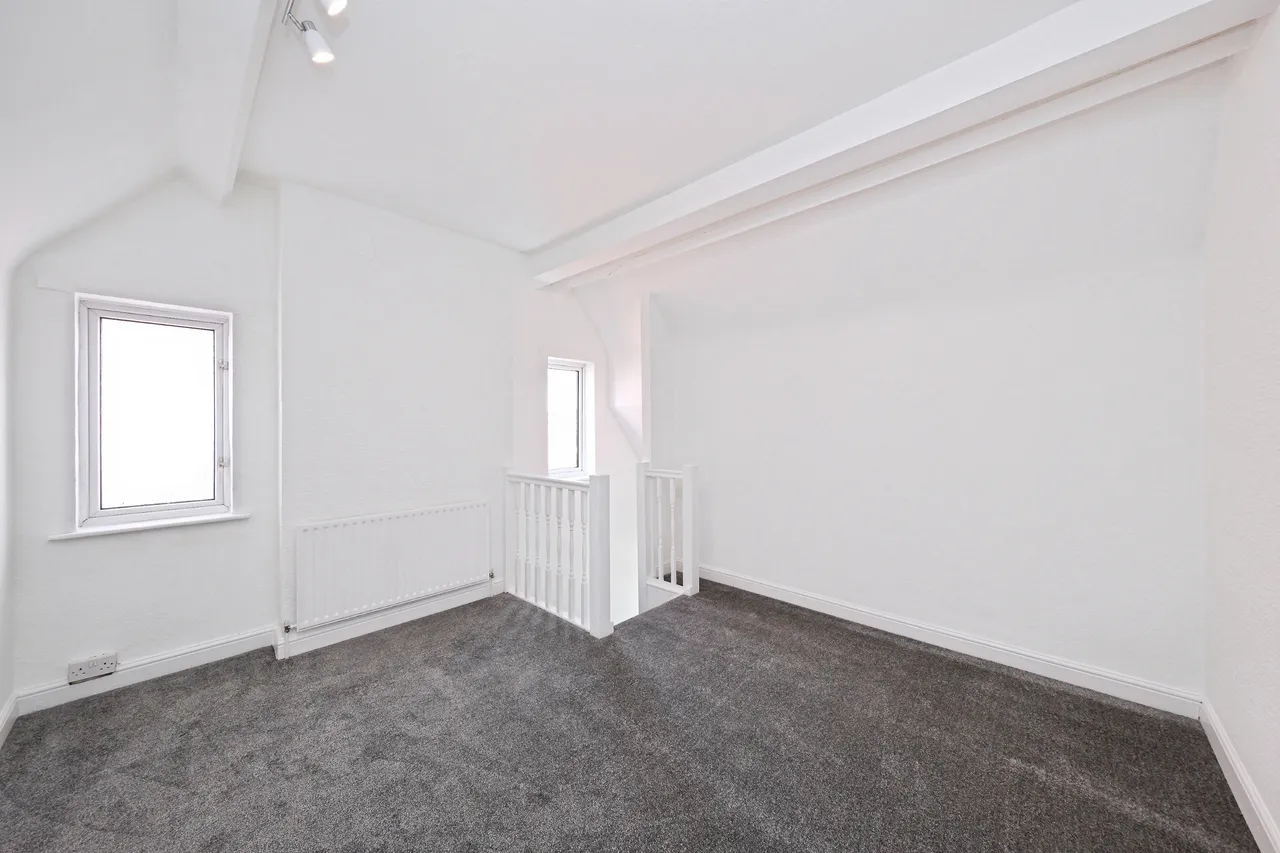 John Street, Worksop, S80, photo 11