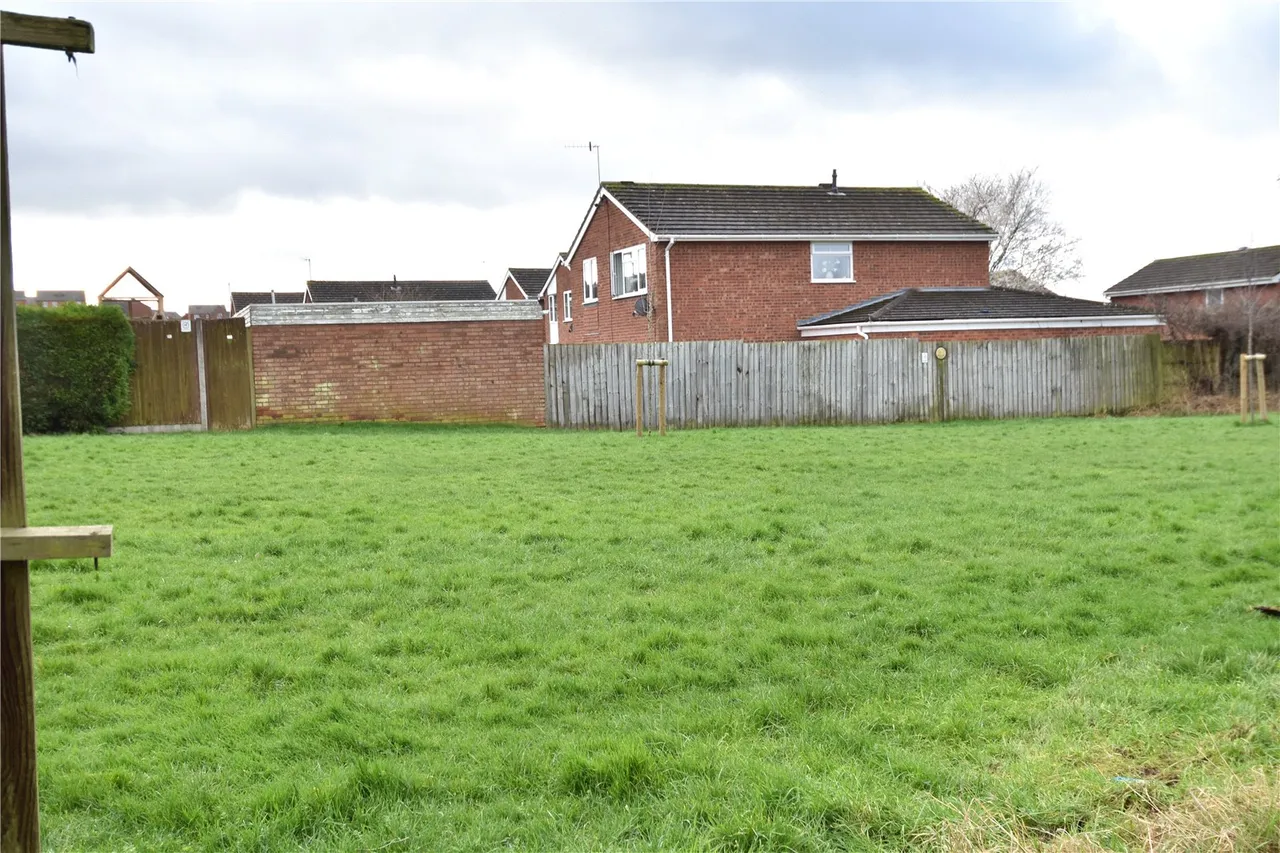 Hawthorne Walk, Droitwich, Worcestershire, WR9 7BA, photo 20