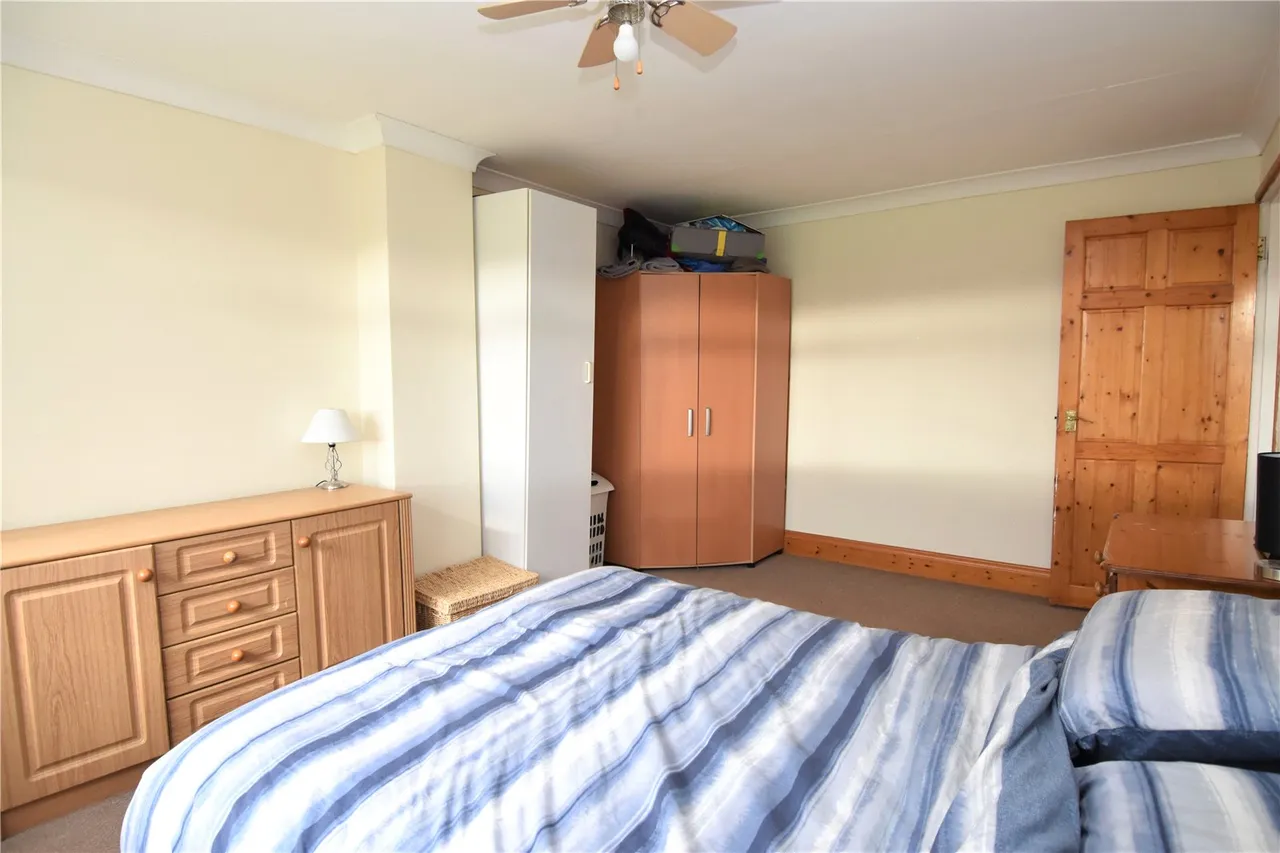 Hawthorne Walk, Droitwich, Worcestershire, WR9 7BA, photo 9