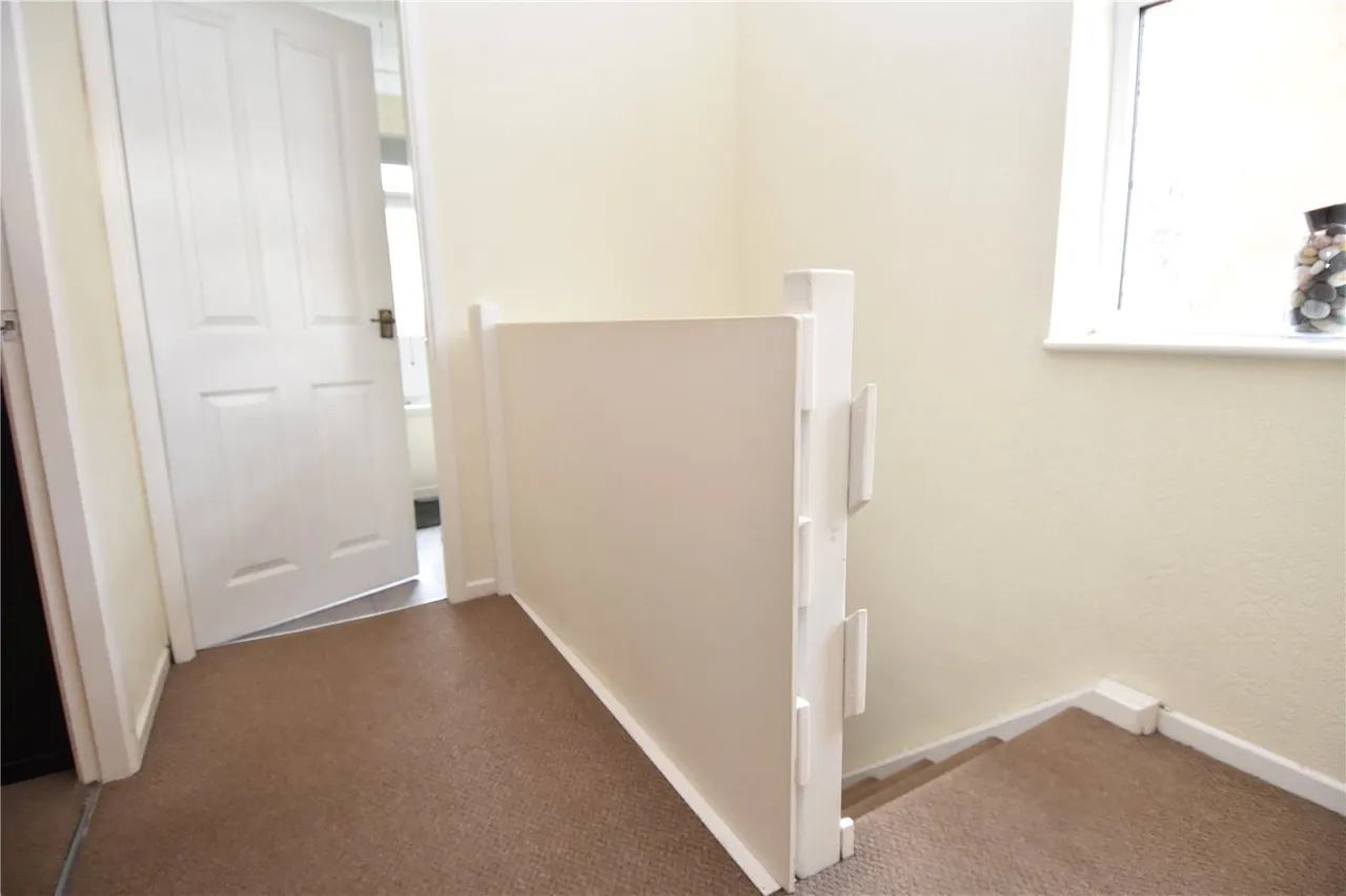 Hawthorne Walk, Droitwich, Worcestershire, WR9 7BA, photo 12