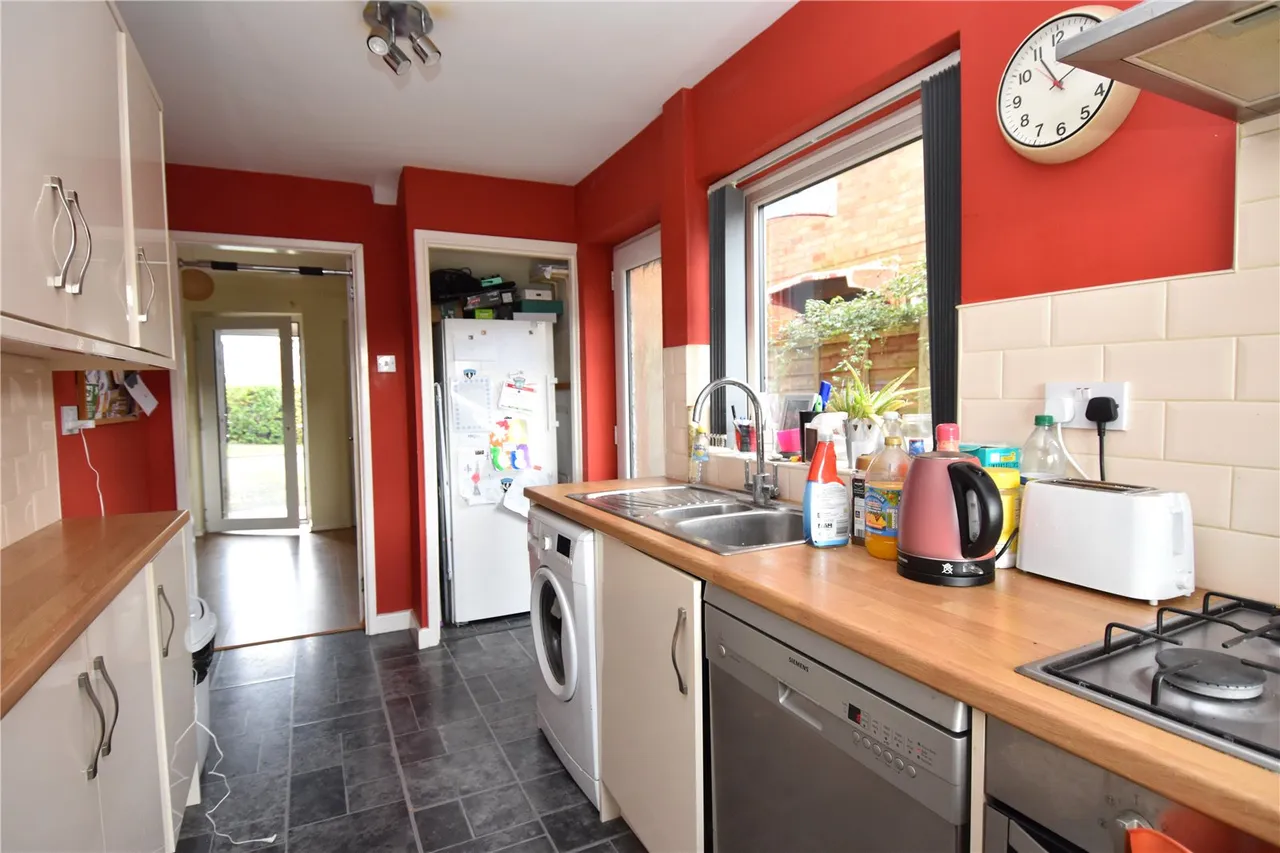 Hawthorne Walk, Droitwich, Worcestershire, WR9 7BA, photo 5