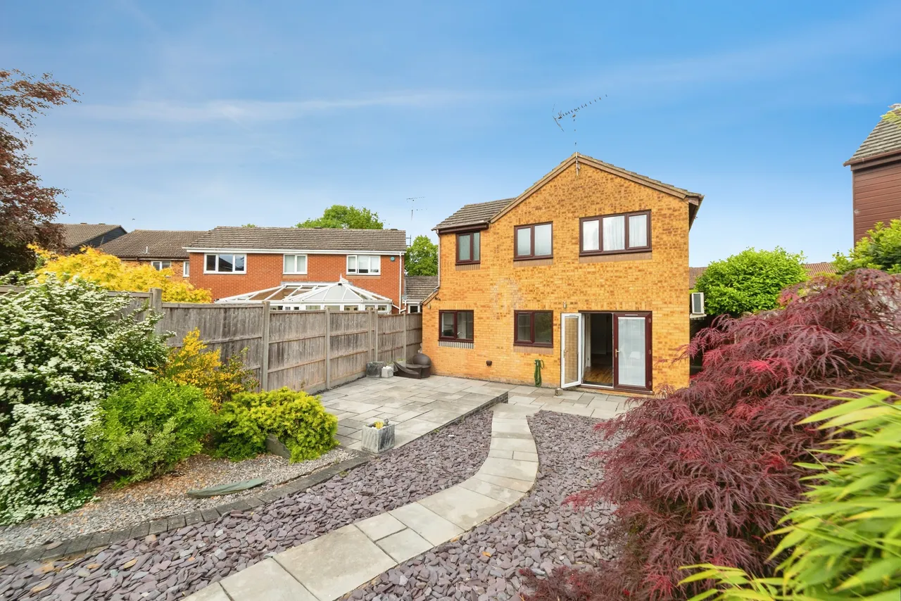 4 bed house for sale, Uplands, Stevenage, SG2