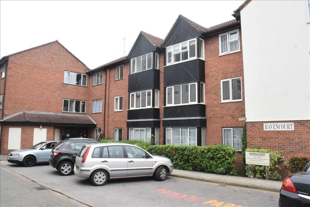 Victoria Road, CM1, photo 8