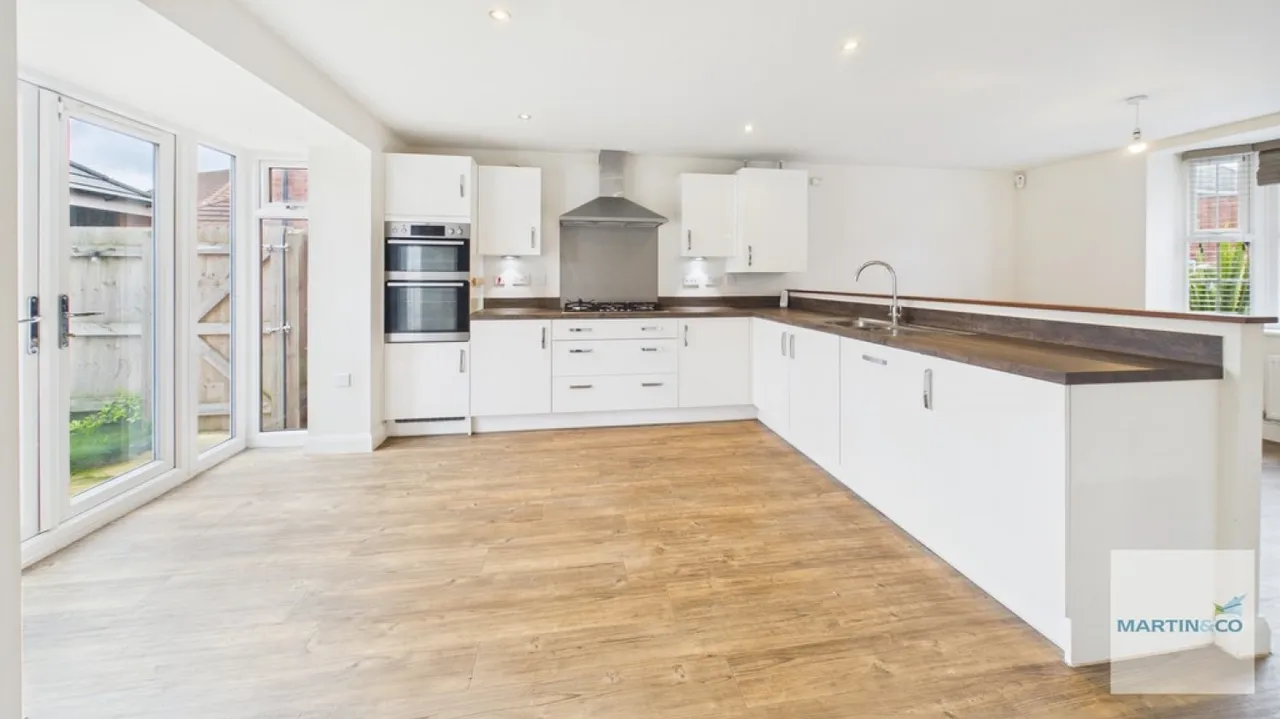 Chawton Way, Dunstall Park, Tamworth, photo 9