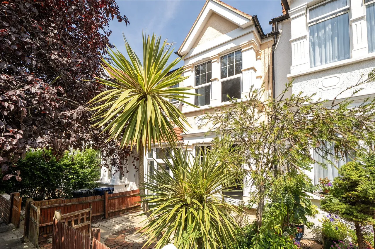 Curzon Road, Ealing, W5, photo 2