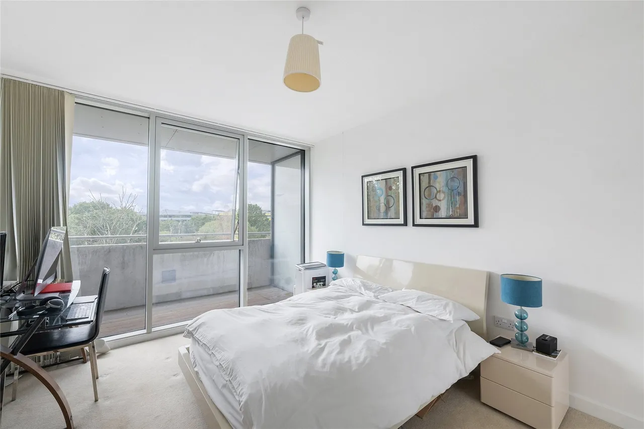 Colonial Drive, London, W4, photo 9