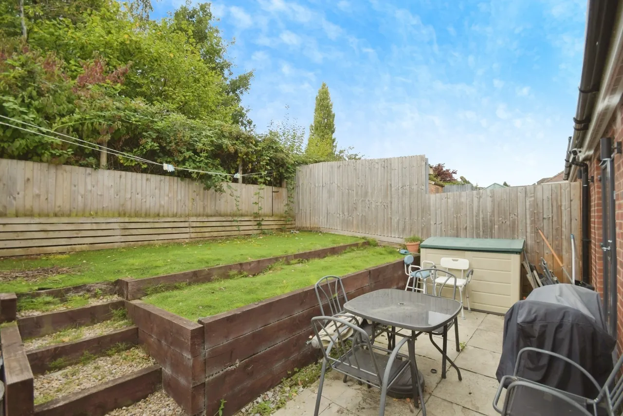 Long Lane, Shirebrook, Mansfield, Derbyshire, NG20, photo 12