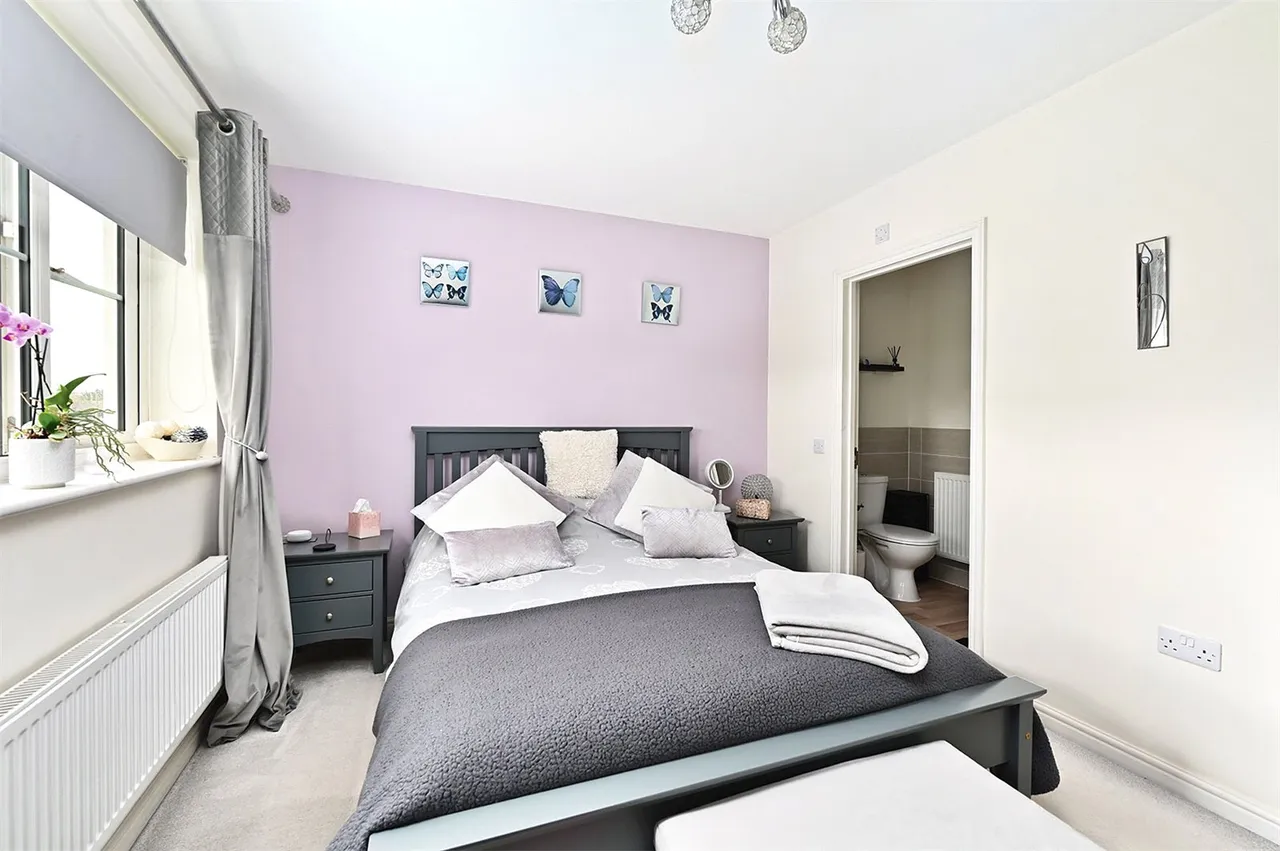 Sovereign Gardens, Ash Vale, Guildford, Surrey, GU12 5FB, photo 10