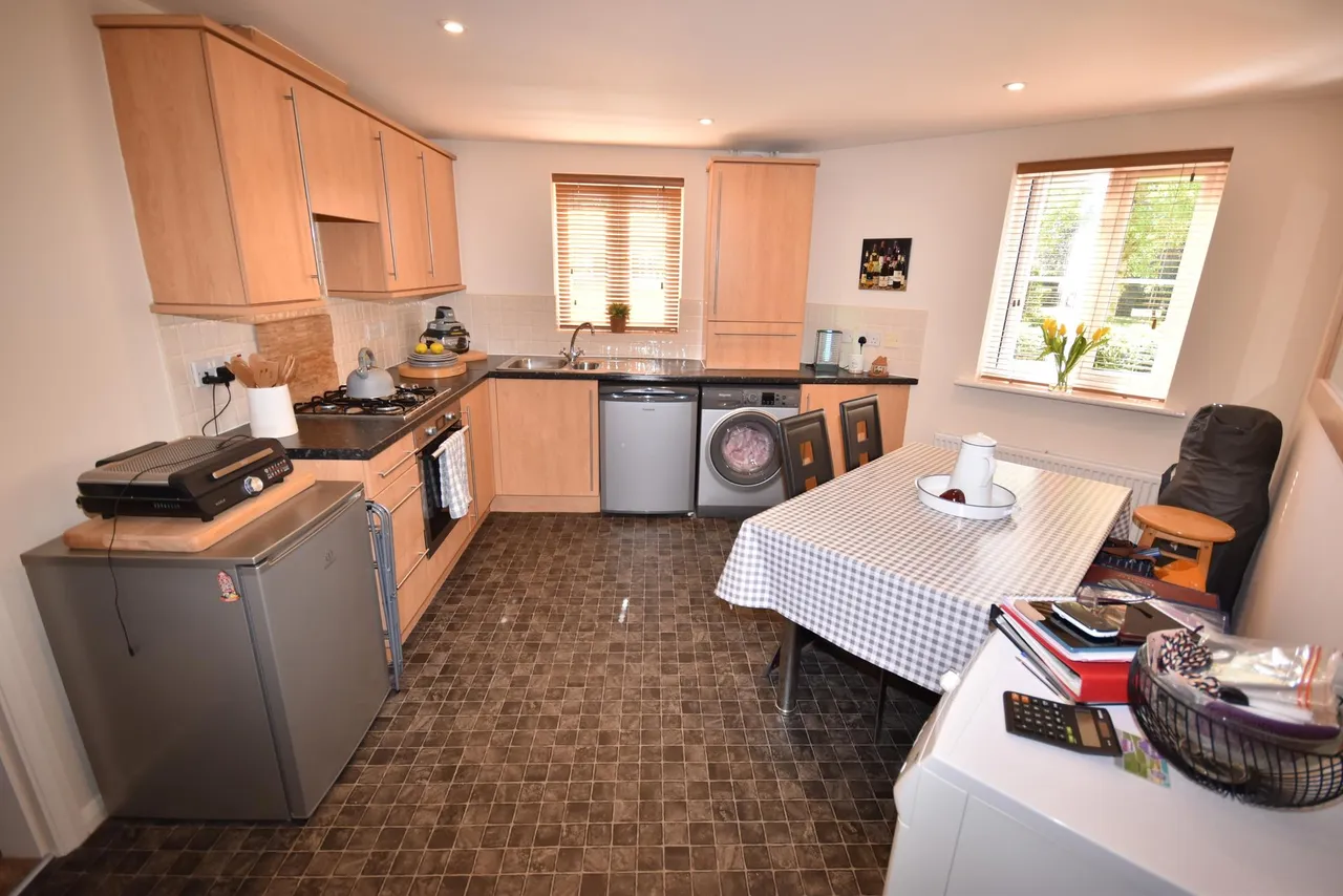 Kinross Road, Greylees, NG34, photo 5