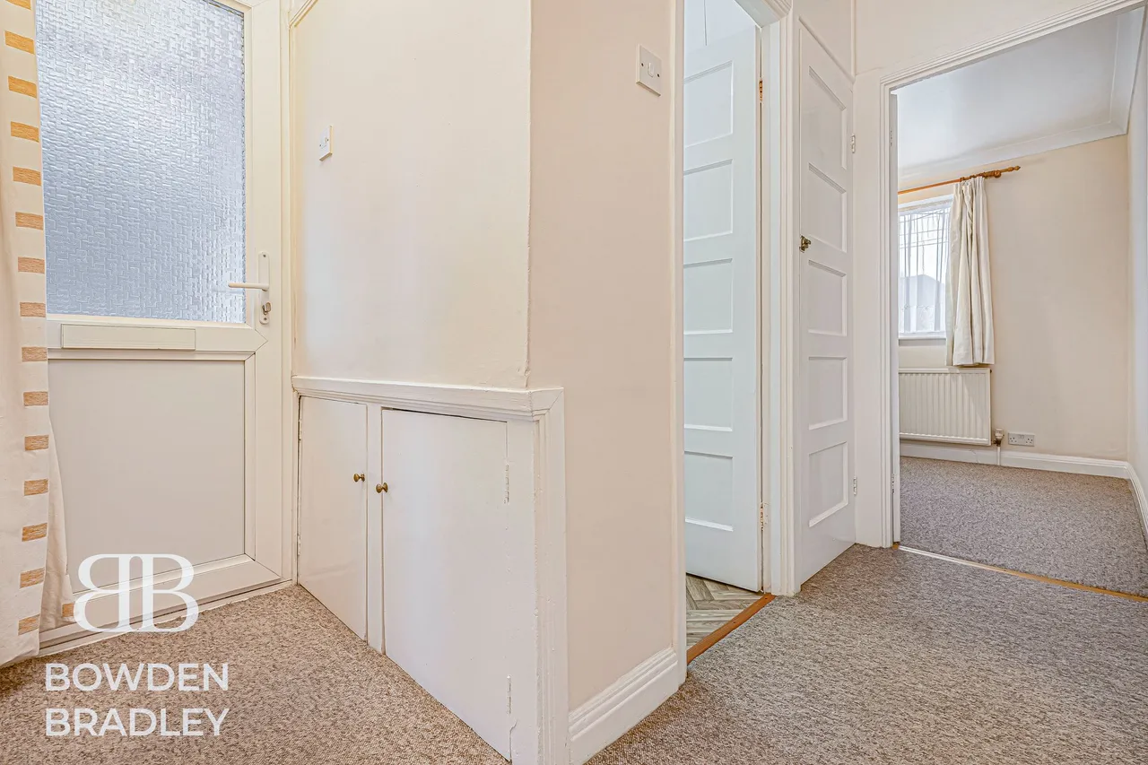 Brunswick Gardens, Ilford, IG6, photo 6
