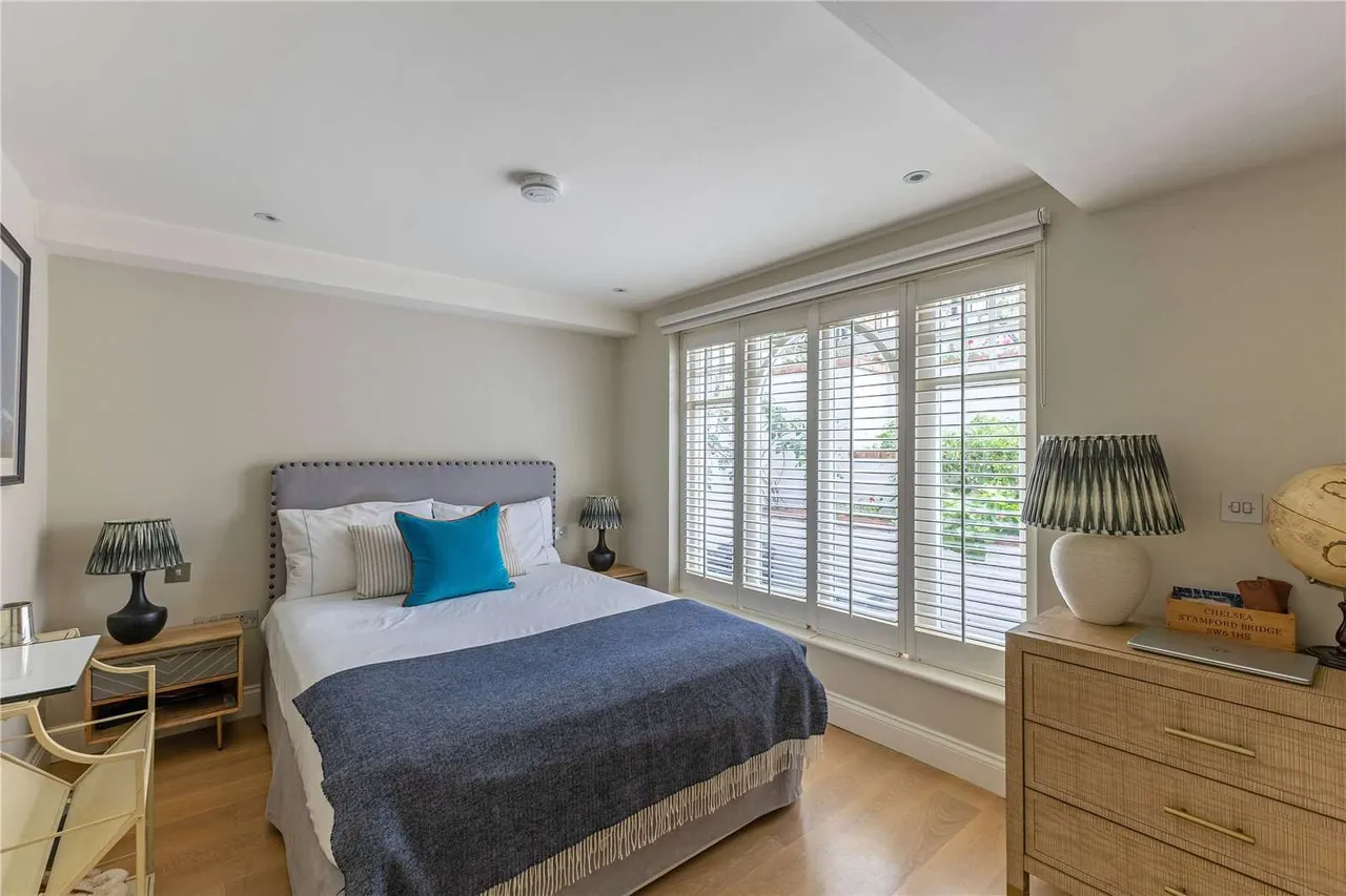 Bovingdon Road, London, SW6, photo 14