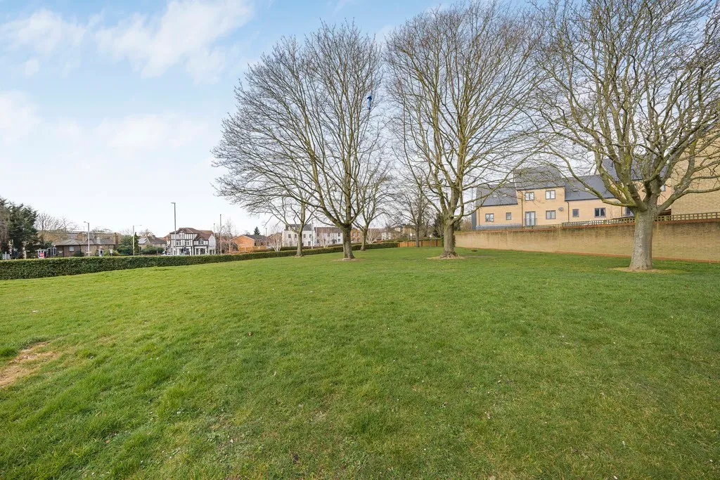 Martin Close, Uxbridge, photo 29