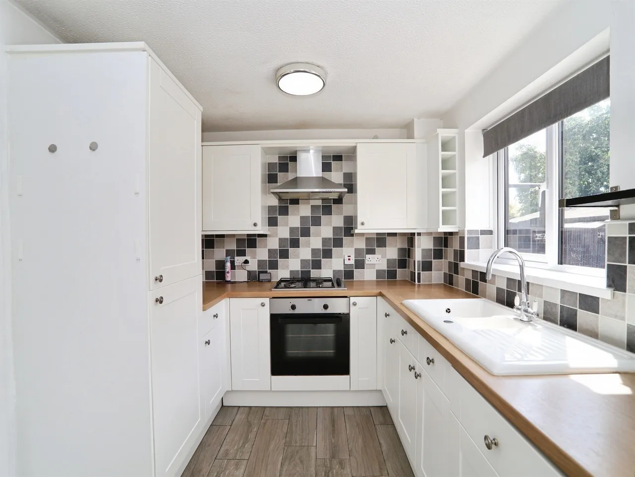 Malus Avenue, Pontypridd, CF38, photo 6
