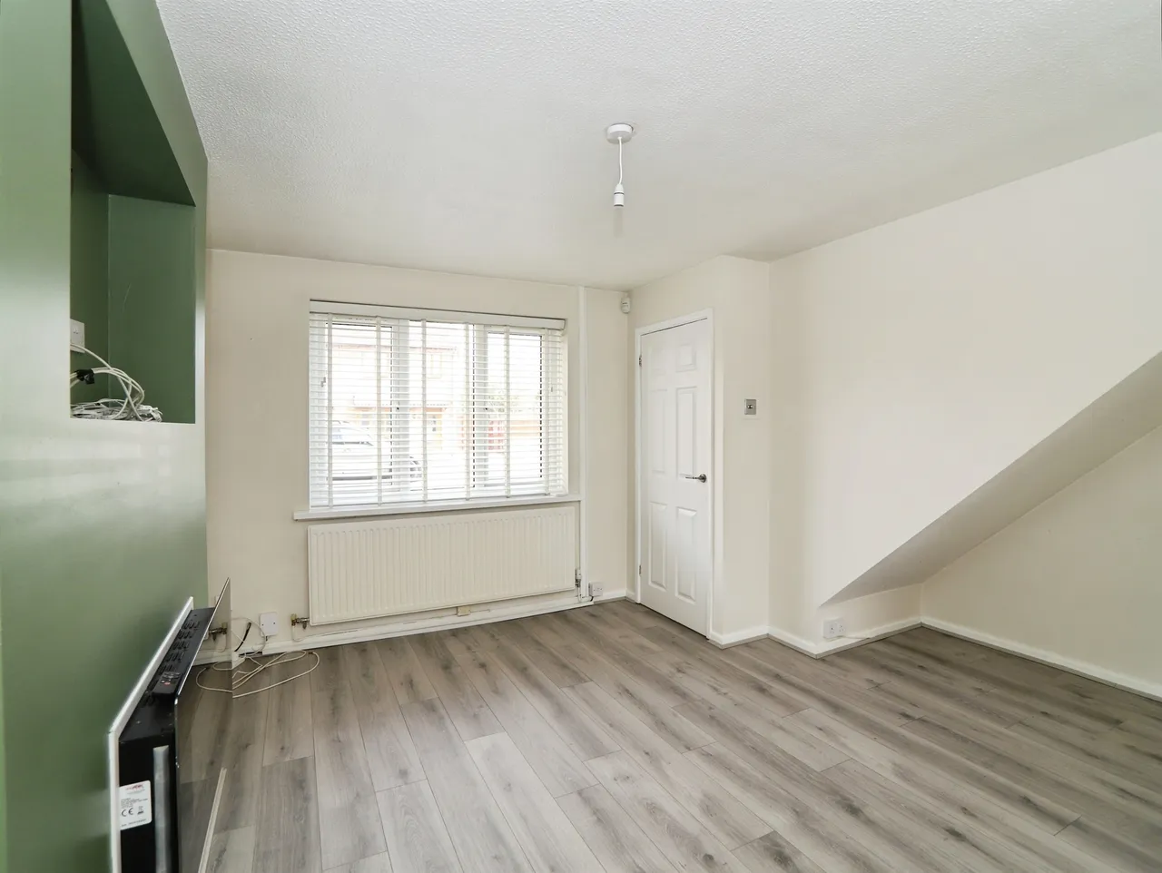 Malus Avenue, Pontypridd, CF38, photo 4