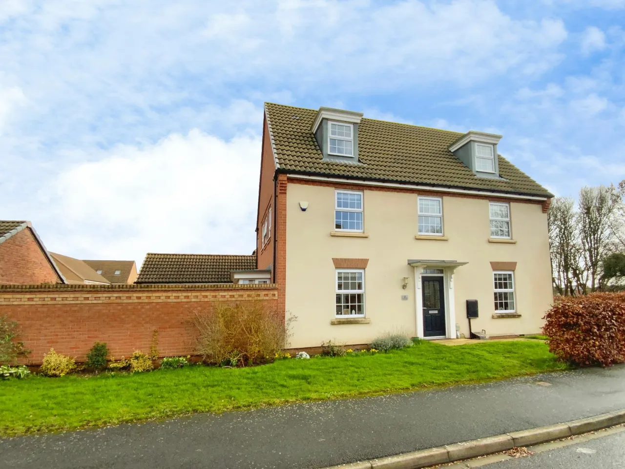 5 bed house for sale, Newman Avenue, Molescroft, HU17