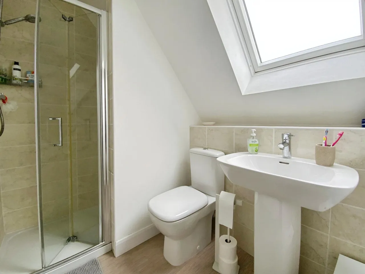 Newman Avenue, Molescroft, HU17, photo 16