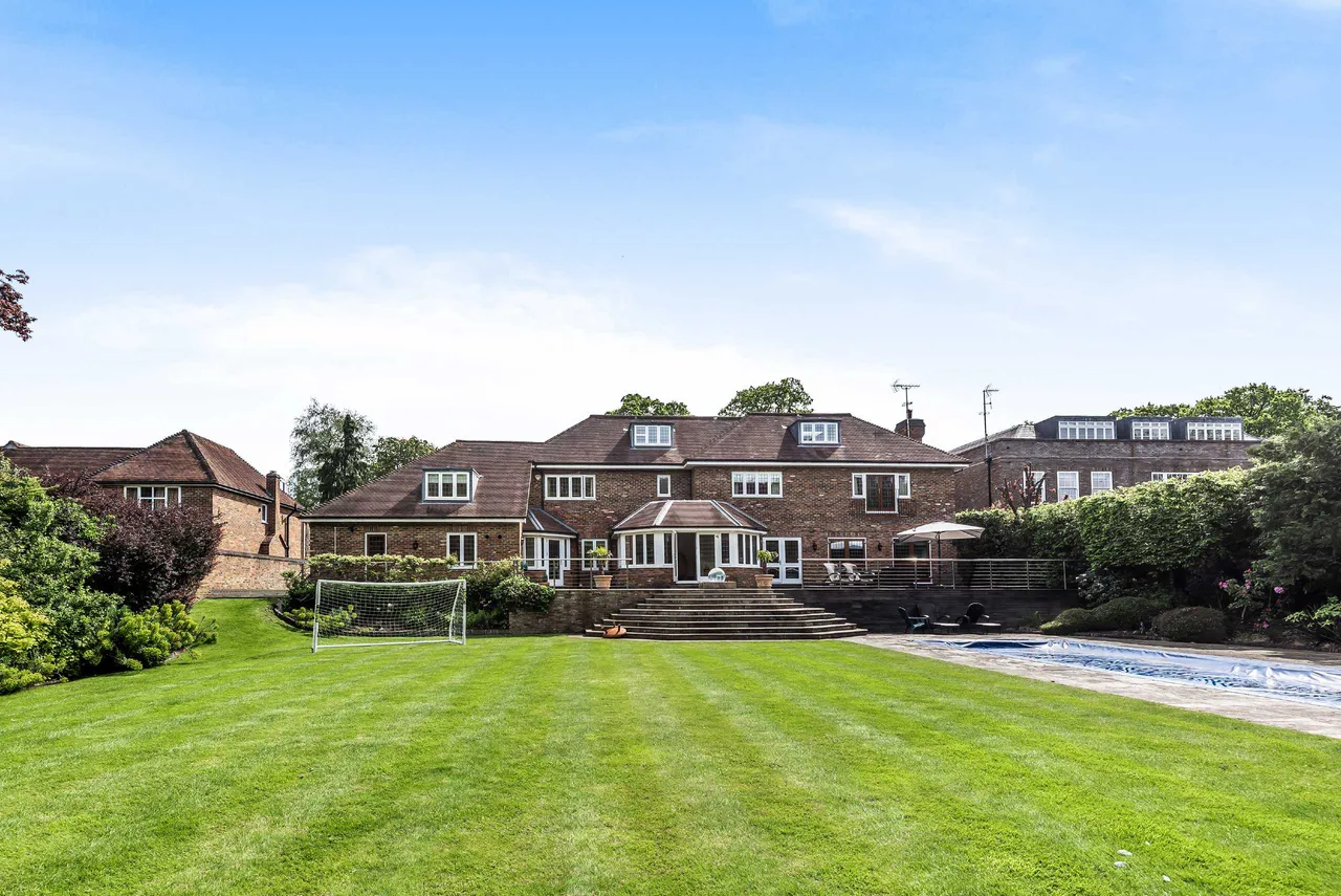 Cockfosters Road, Hadley Wood, EN4 0JS, photo 18