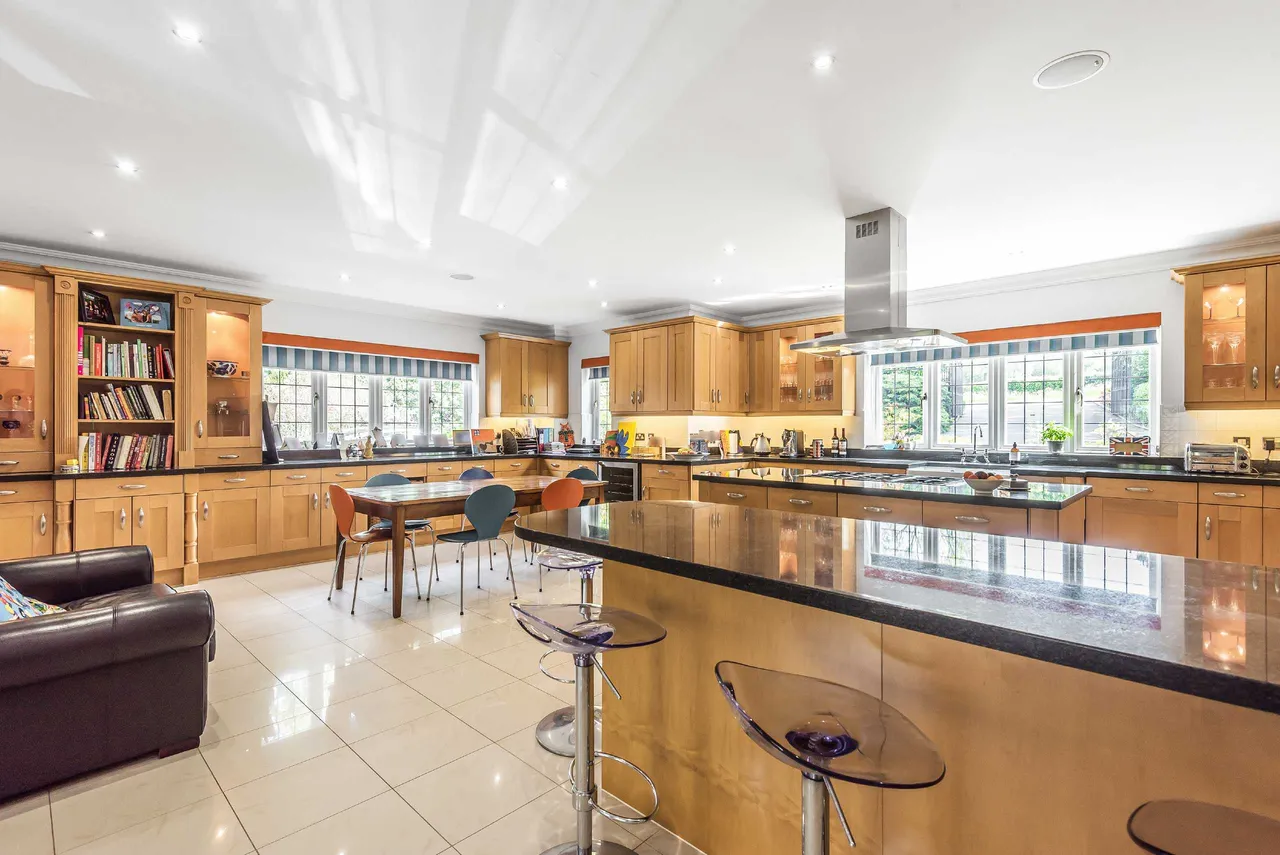 Cockfosters Road, Hadley Wood, EN4 0JS, photo 6