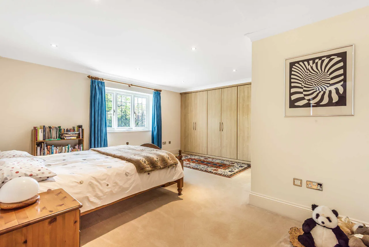 Cockfosters Road, Hadley Wood, EN4 0JS, photo 12