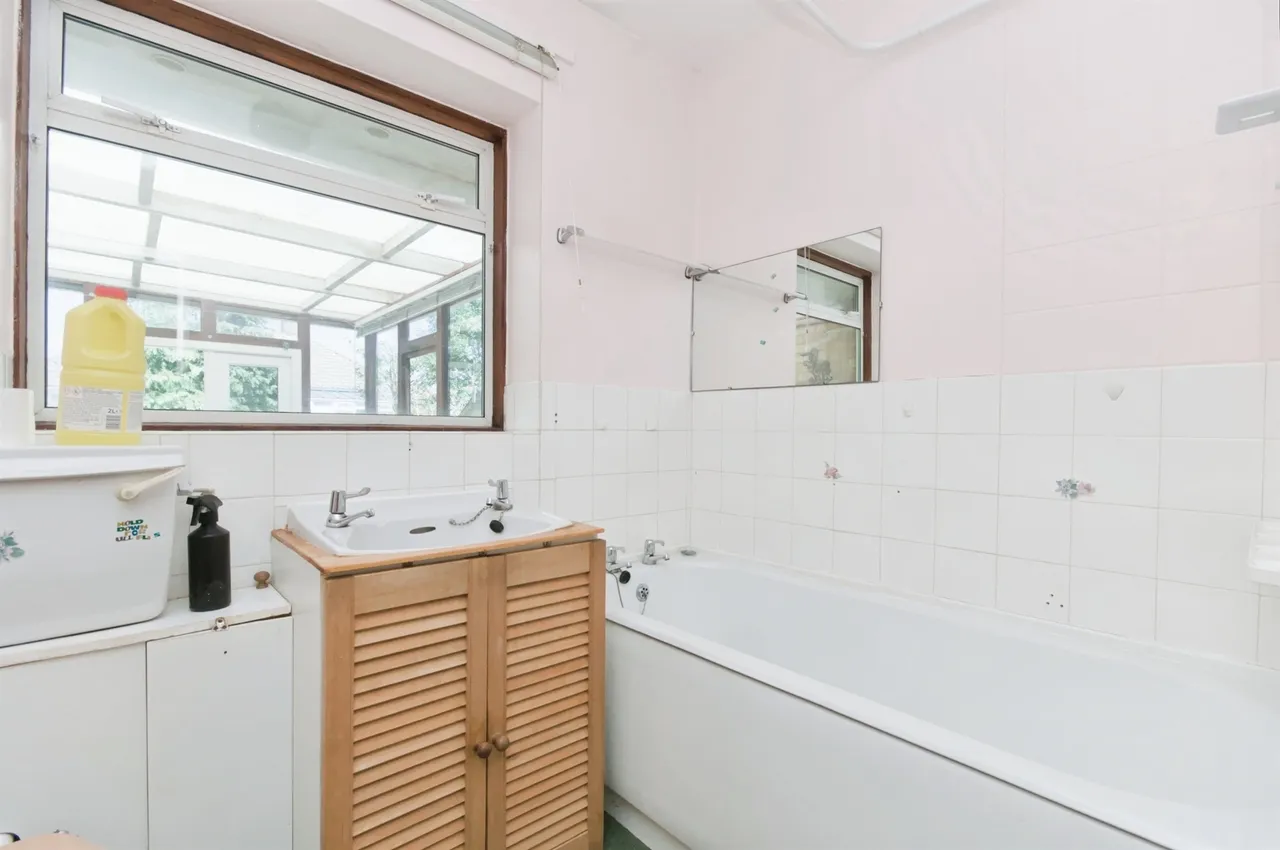 Gosford Way, Polegate, BN26, photo 11
