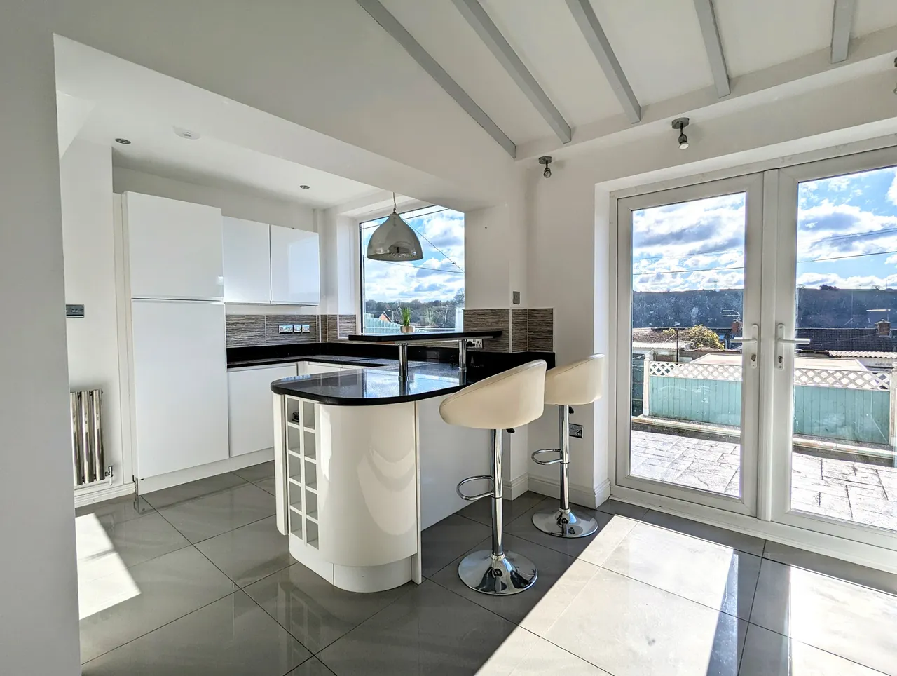 3 bed house to rent, School Street, Tonyrefail, CF39