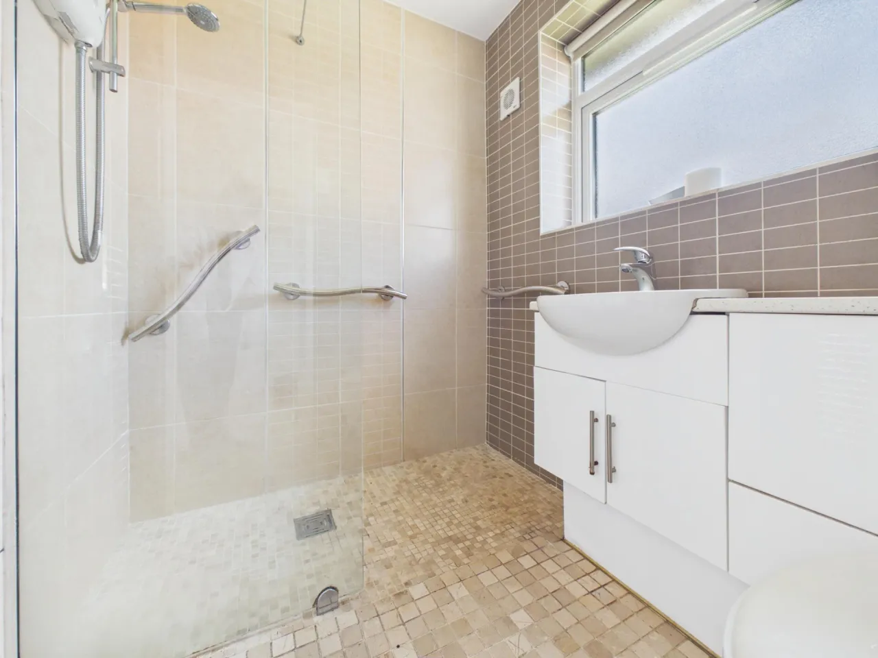 Lydgate Close, Crewe, photo 6