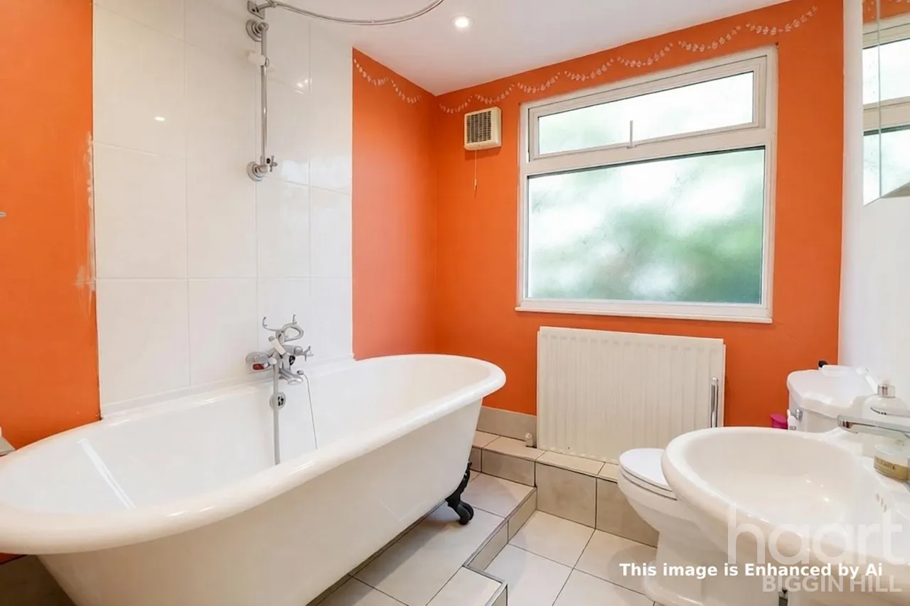Paynesfield Road, Tatsfield, TN16, photo 22
