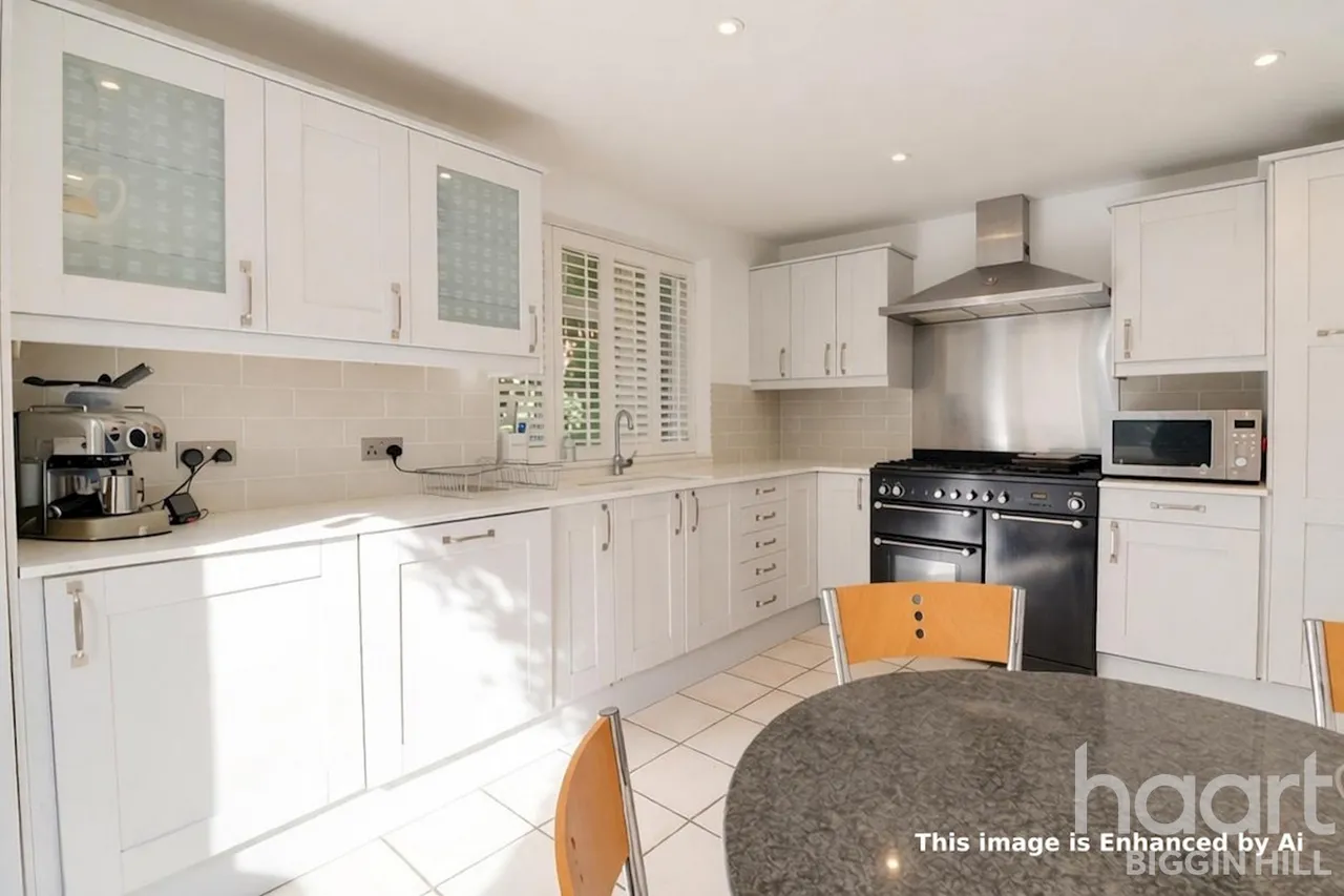 Paynesfield Road, Tatsfield, TN16, photo 5