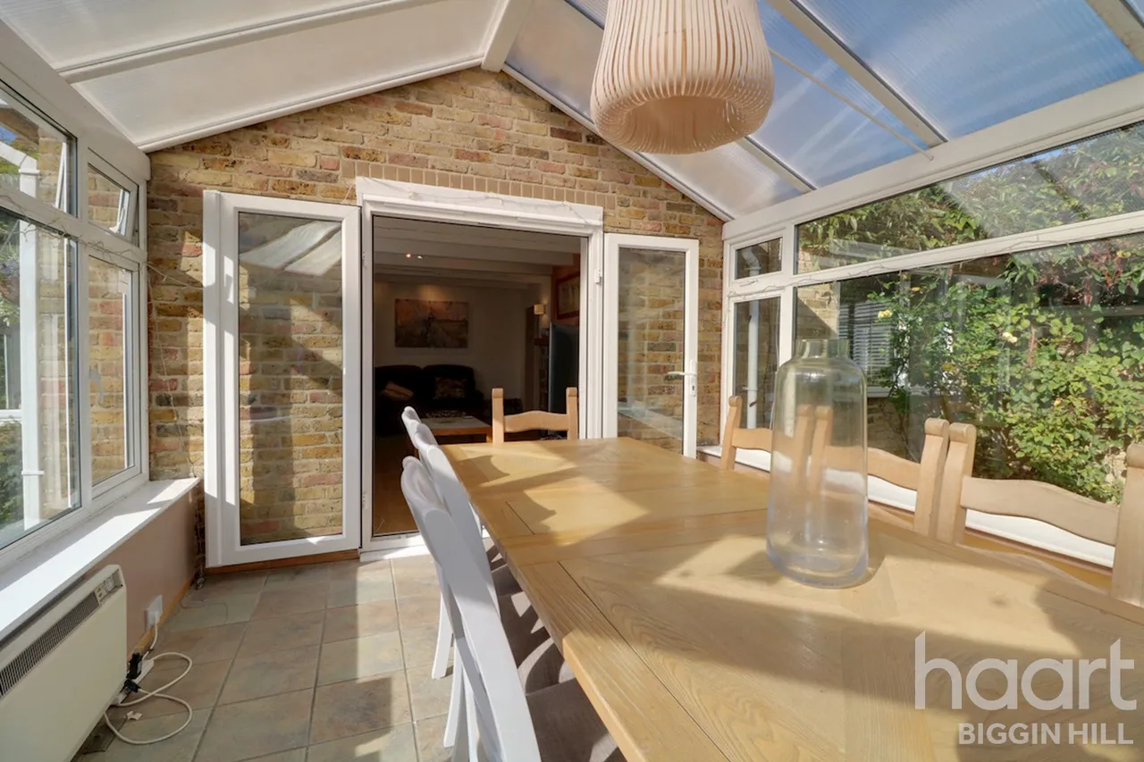 Paynesfield Road, Tatsfield, TN16, photo 10